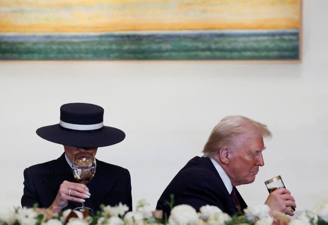 <p>President Donald Trump drinks Diet Coke at his inaugural luncheon  </p>