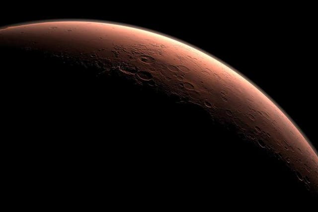 <p>Daybreak at the Gale Crater on Mars </p>