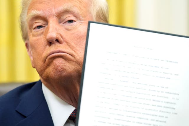 <p>President Donald Trump signed an executive orders that revokes a series of diversity-related orders </p>